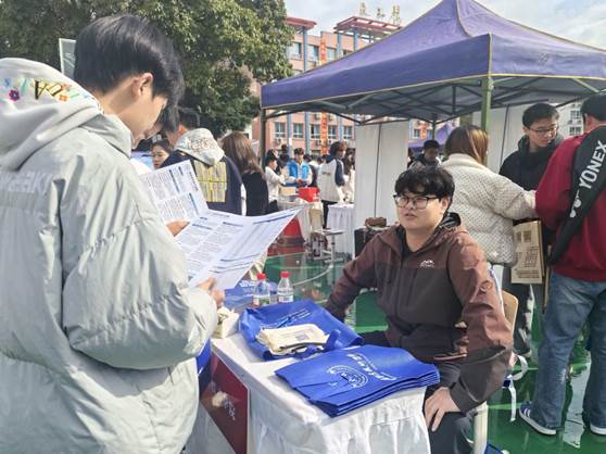 b5f7376851abc4cdc275d93c95087a8d